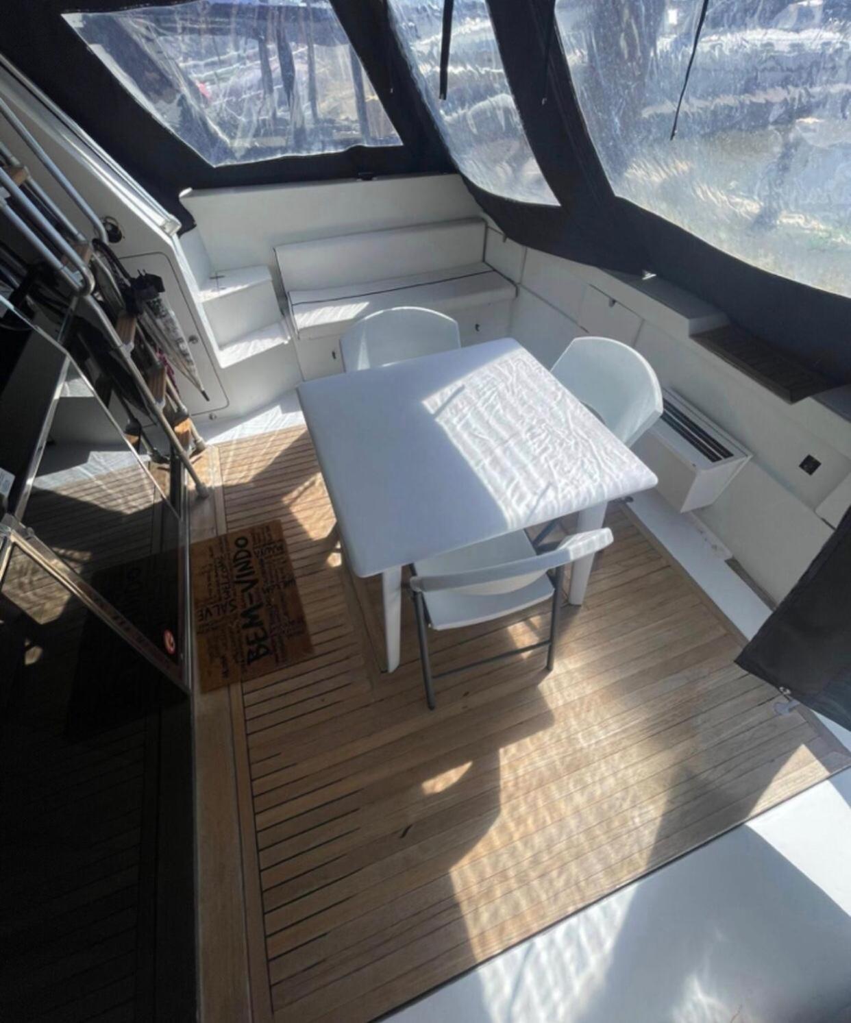 ホテル Beautiful And Magnific Yacht リスボン エクステリア 写真