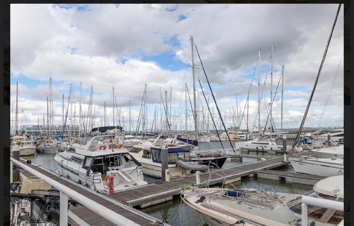 ホテル Beautiful And Magnific Yacht リスボン エクステリア 写真